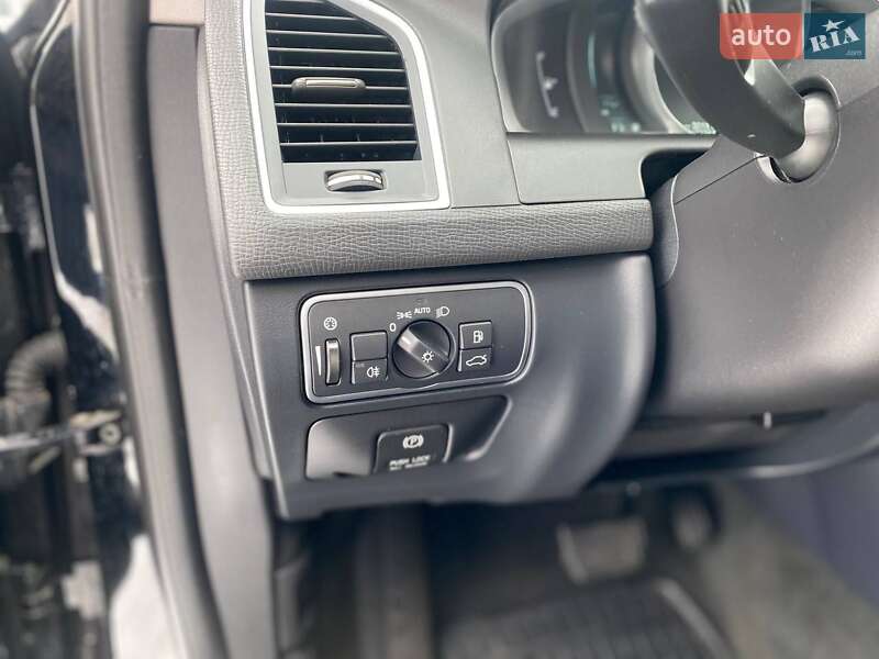 Позашляховик / Кросовер Volvo XC60 2014 в Володимирі фото 15 Позашляховик / Кросовер Volvo XC60 2014 в Володимирі