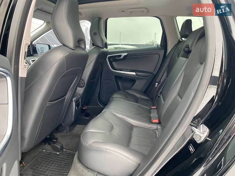 Позашляховик / Кросовер Volvo XC60 2014 в Володимирі фото 20 Позашляховик / Кросовер Volvo XC60 2014 в Володимирі