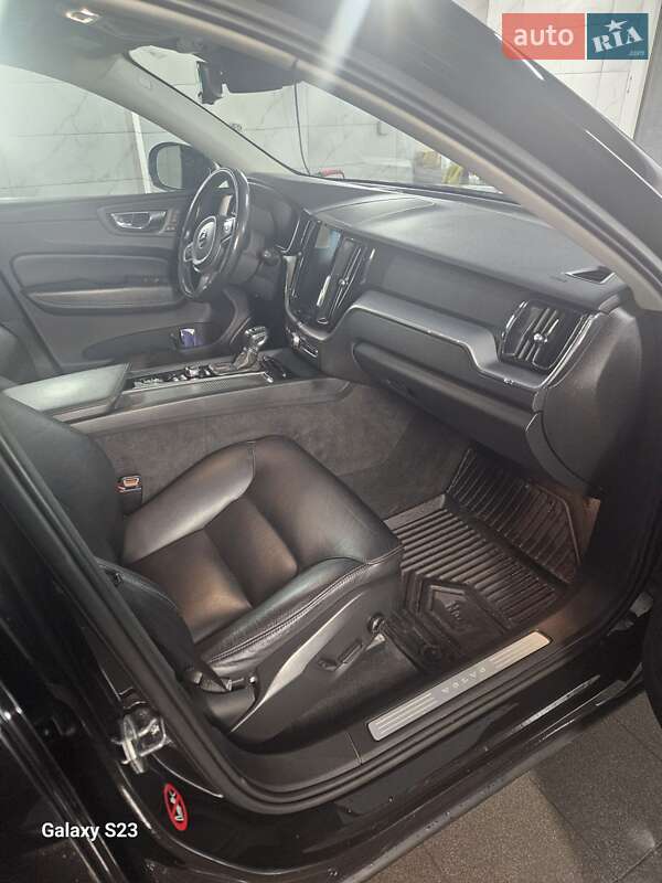 Позашляховик / Кросовер Volvo XC60 2017 в Бродах