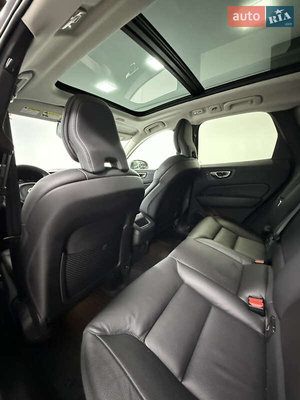 Позашляховик / Кросовер Volvo XC60 2024 в Одесі