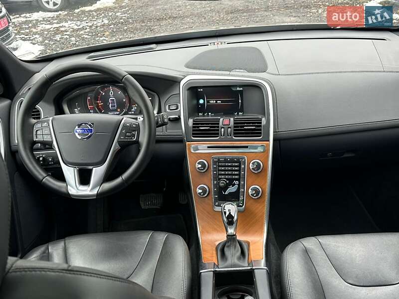 Позашляховик / Кросовер Volvo XC60 2016 в Луцьку фото 23 Позашляховик / Кросовер Volvo XC60 2016 в Луцьку