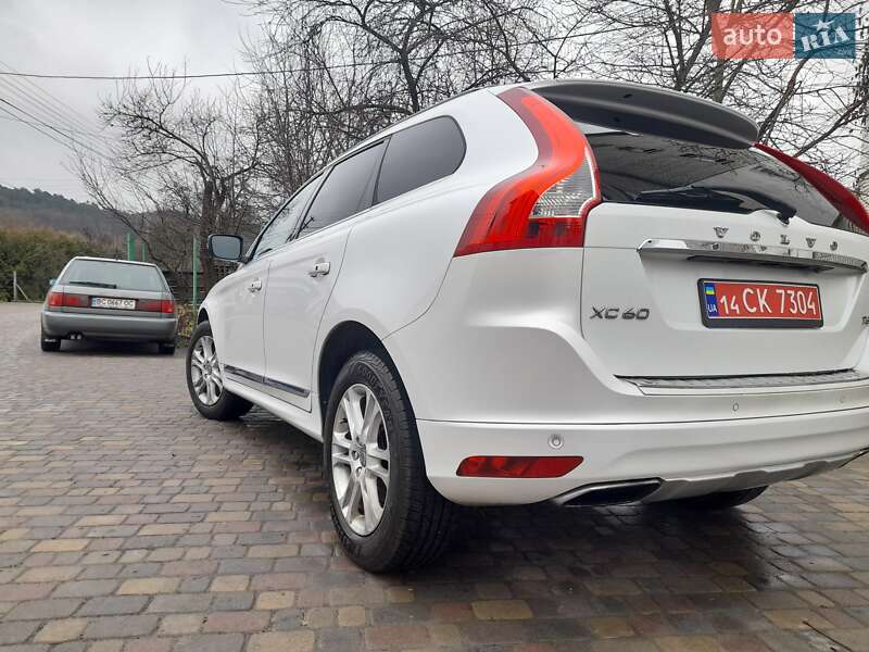Позашляховик / Кросовер Volvo XC60 2016 в Львові