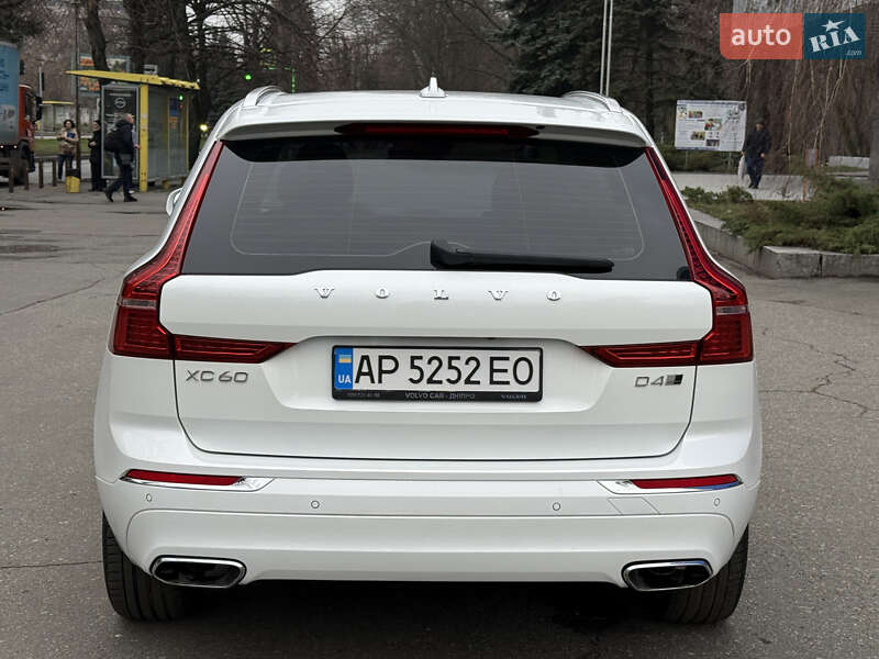 Внедорожник / Кроссовер Volvo XC60 2018 в Днепре фото 10 Внедорожник / Кроссовер Volvo XC60 2018 в Днепре