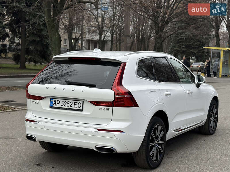 Внедорожник / Кроссовер Volvo XC60 2018 в Днепре фото 65 Внедорожник / Кроссовер Volvo XC60 2018 в Днепре