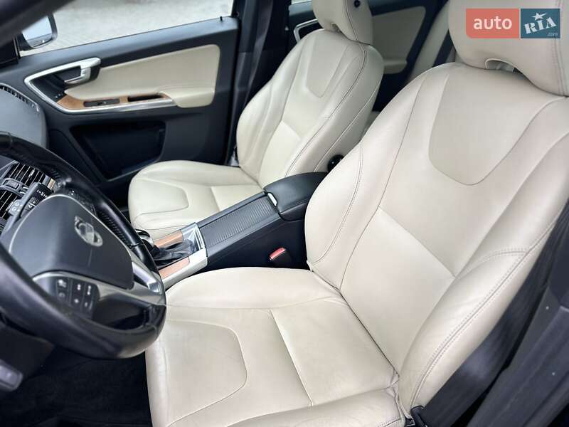 Позашляховик / Кросовер Volvo XC60 2014 в Полтаві