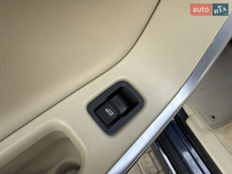 Внедорожник / Кроссовер Volvo XC60 2014 в Одессе