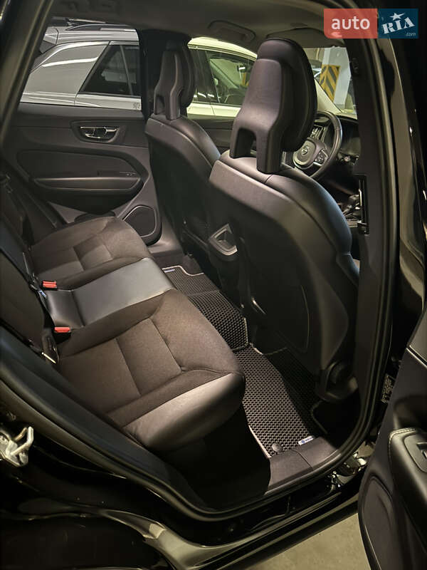 Позашляховик / Кросовер Volvo XC60 2018 в Києві