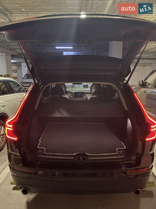 Позашляховик / Кросовер Volvo XC60 2018 в Києві