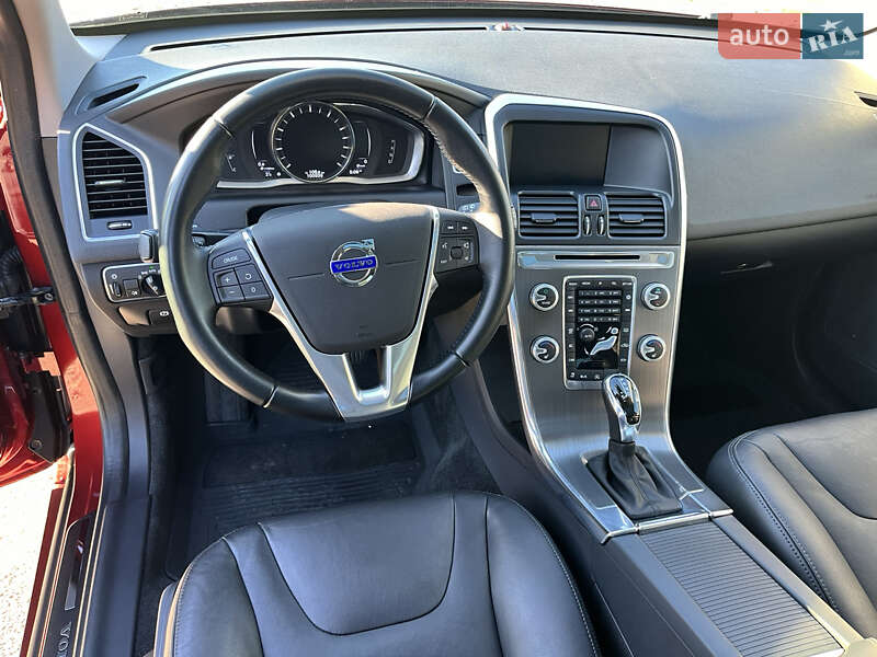 Позашляховик / Кросовер Volvo XC60 2016 в Києві фото 40 Позашляховик / Кросовер Volvo XC60 2016 в Києві