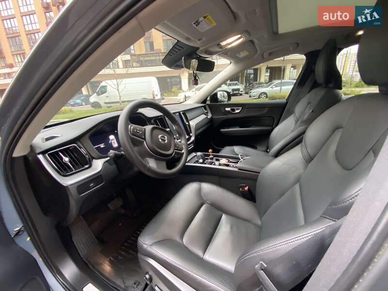 Позашляховик / Кросовер Volvo XC60 2023 в Києві