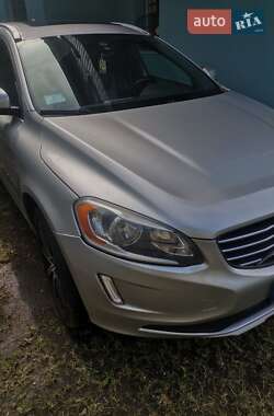 Внедорожник / Кроссовер Volvo XC60 2015 в Киеве