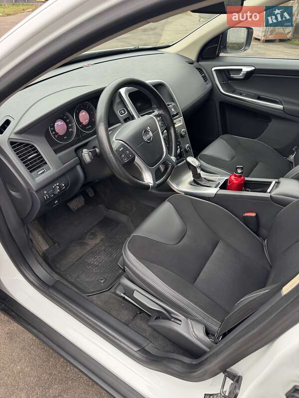 Позашляховик / Кросовер Volvo XC60 2012 в Києві