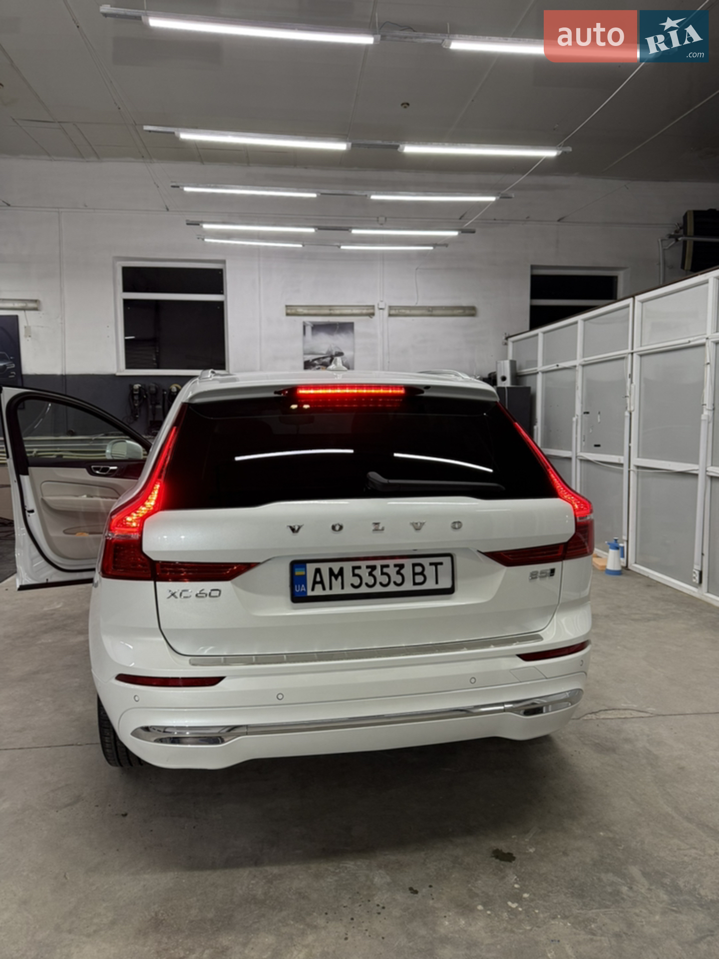 2022 Volvo XC60 - мініатюра 9