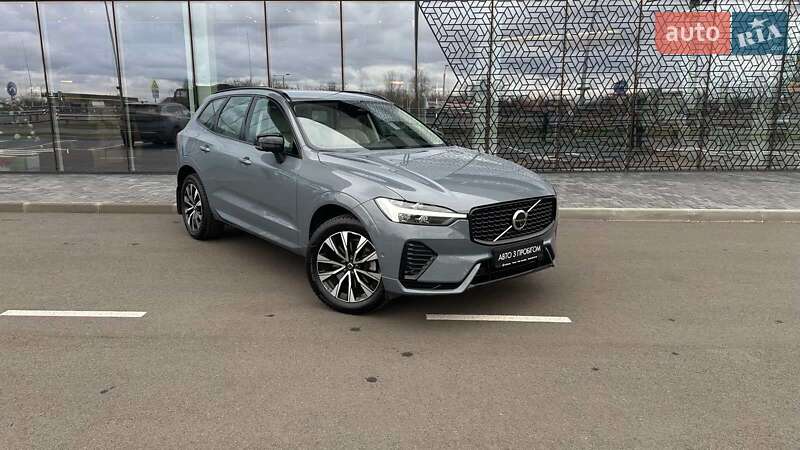Внедорожник / Кроссовер Volvo XC60 2023 в Киеве