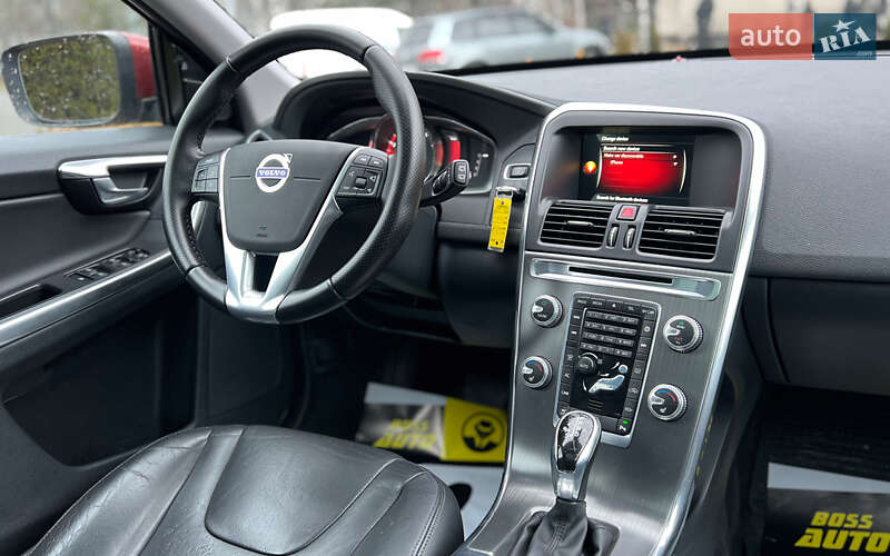 Позашляховик / Кросовер Volvo XC60 2016 в Львові