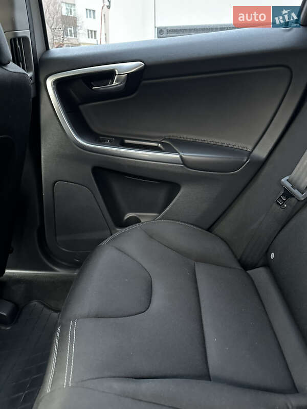 Позашляховик / Кросовер Volvo XC60 2015 в Хмельницькому