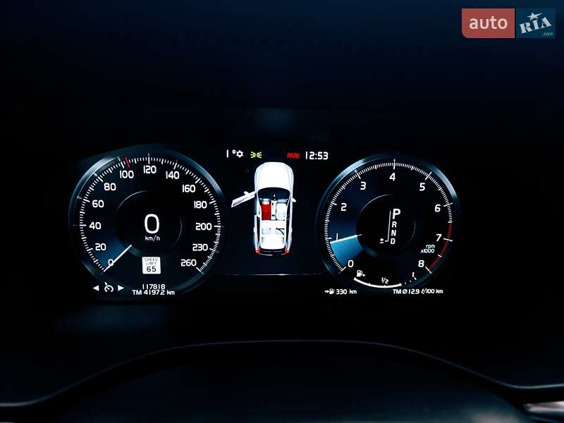 Позашляховик / Кросовер Volvo XC60 2019 в Львові