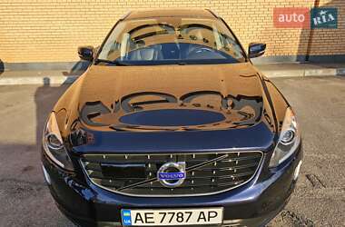 Внедорожник / Кроссовер Volvo XC60 2017 в Днепре
