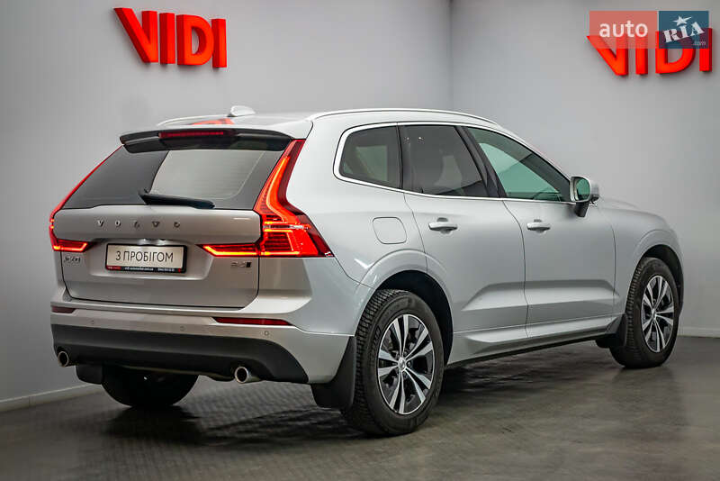 Внедорожник / Кроссовер Volvo XC60 2021 в Киеве