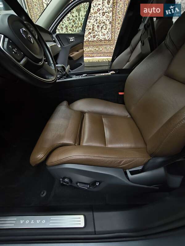 Внедорожник / Кроссовер Volvo XC60 2018 в Виннице