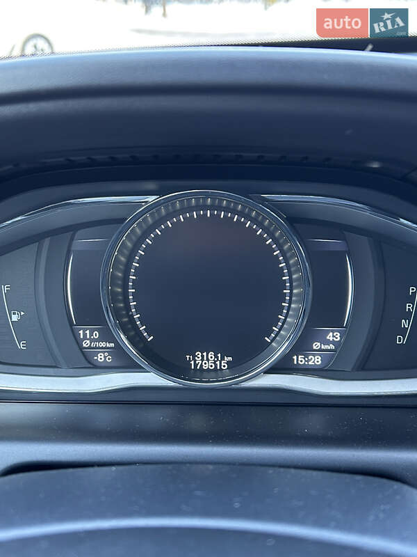 Внедорожник / Кроссовер Volvo XC60 2015 в Ровно