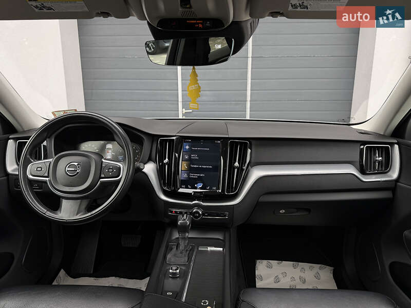 Внедорожник / Кроссовер Volvo XC60 2019 в Дрогобыче