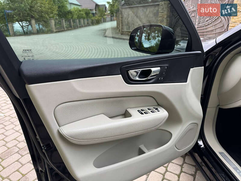 Внедорожник / Кроссовер Volvo XC60 2018 в Ивано-Франковске