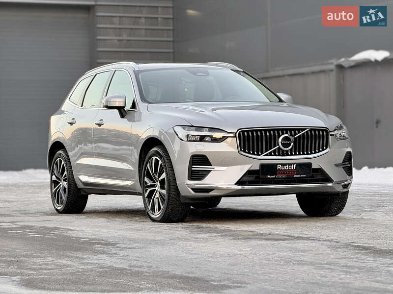 Внедорожник / Кроссовер Volvo XC60 2022 в Киеве
