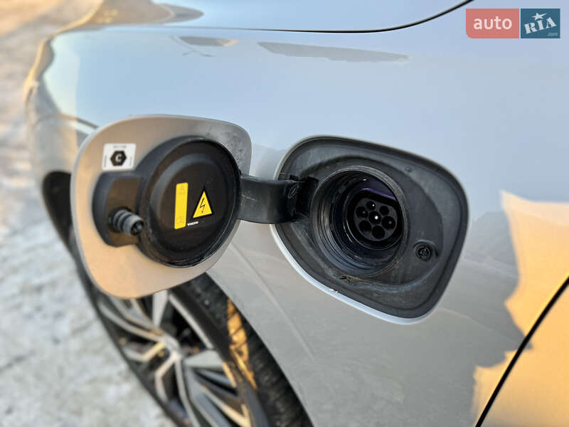 Внедорожник / Кроссовер Volvo XC60 2022 в Киеве