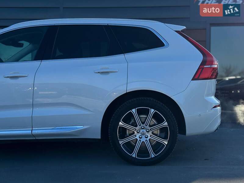 Внедорожник / Кроссовер Volvo XC60 2018 в Ровно