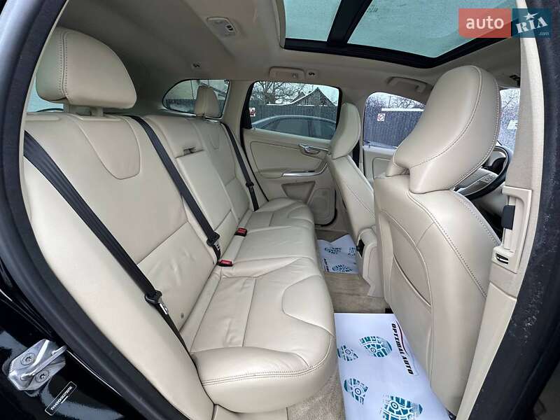 Внедорожник / Кроссовер Volvo XC60 2016 в Львове фото 24 Внедорожник / Кроссовер Volvo XC60 2016 в Львове