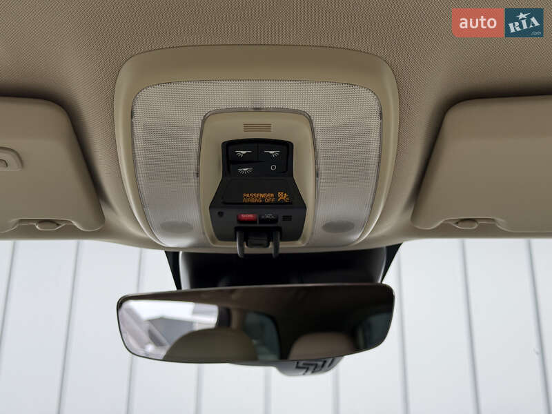 Внедорожник / Кроссовер Volvo XC60 2015 в Владимире