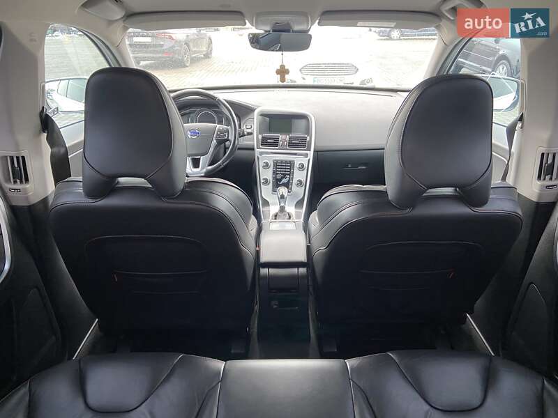 Позашляховик / Кросовер Volvo XC60 2014 в Чернівцях