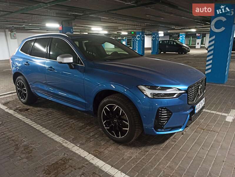 Внедорожник / Кроссовер Volvo XC60 2018 в Киеве