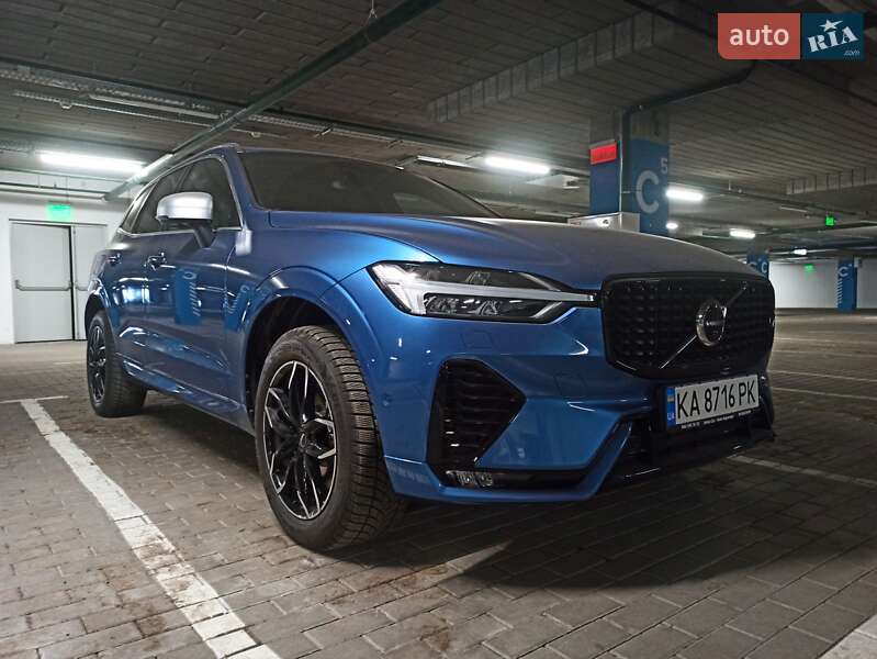 Внедорожник / Кроссовер Volvo XC60 2018 в Киеве