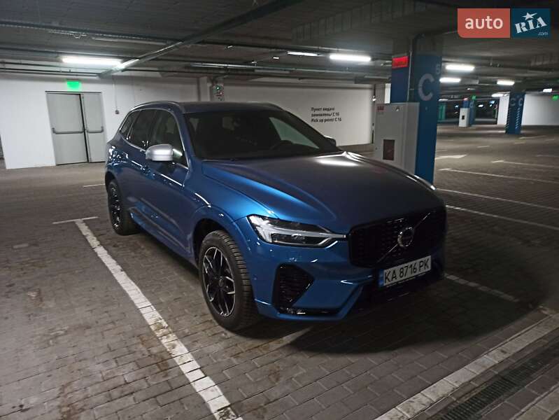 Внедорожник / Кроссовер Volvo XC60 2018 в Киеве