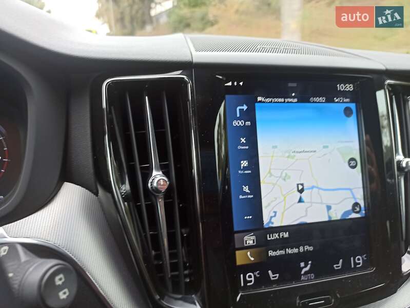 Внедорожник / Кроссовер Volvo XC60 2018 в Киеве