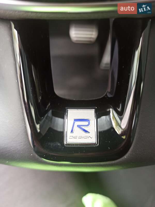 Внедорожник / Кроссовер Volvo XC60 2018 в Киеве