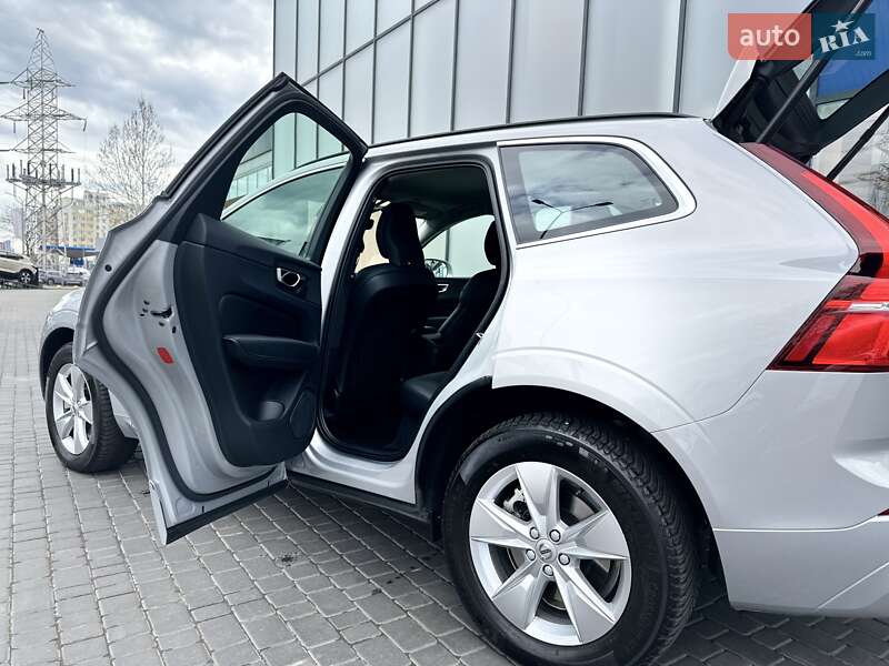 Внедорожник / Кроссовер Volvo XC60 2023 в Одессе