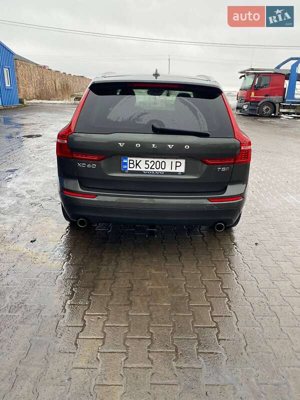 Внедорожник / Кроссовер Volvo XC60 2018 в Ровно