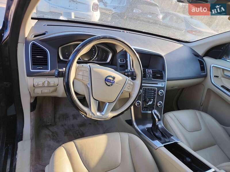 Внедорожник / Кроссовер Volvo XC60 2015 в Луцке