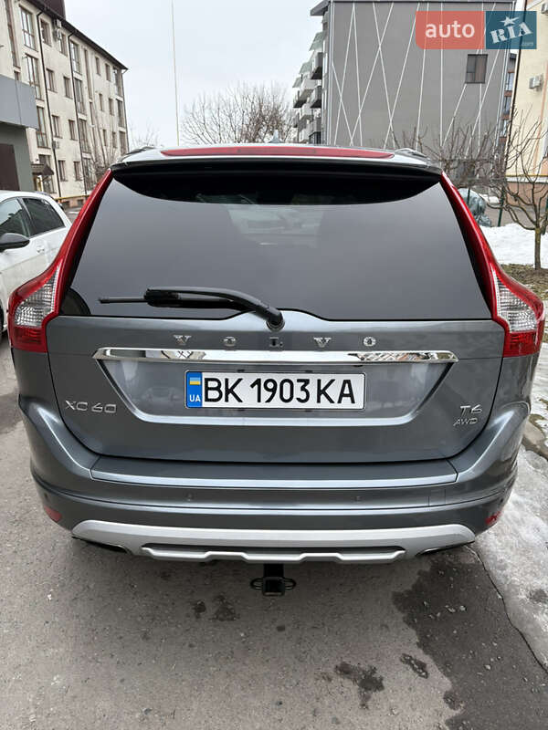 Внедорожник / Кроссовер Volvo XC60 2016 в Ровно