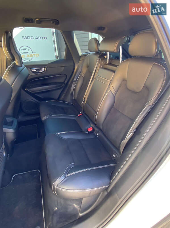 Внедорожник / Кроссовер Volvo XC60 2018 в Ровно