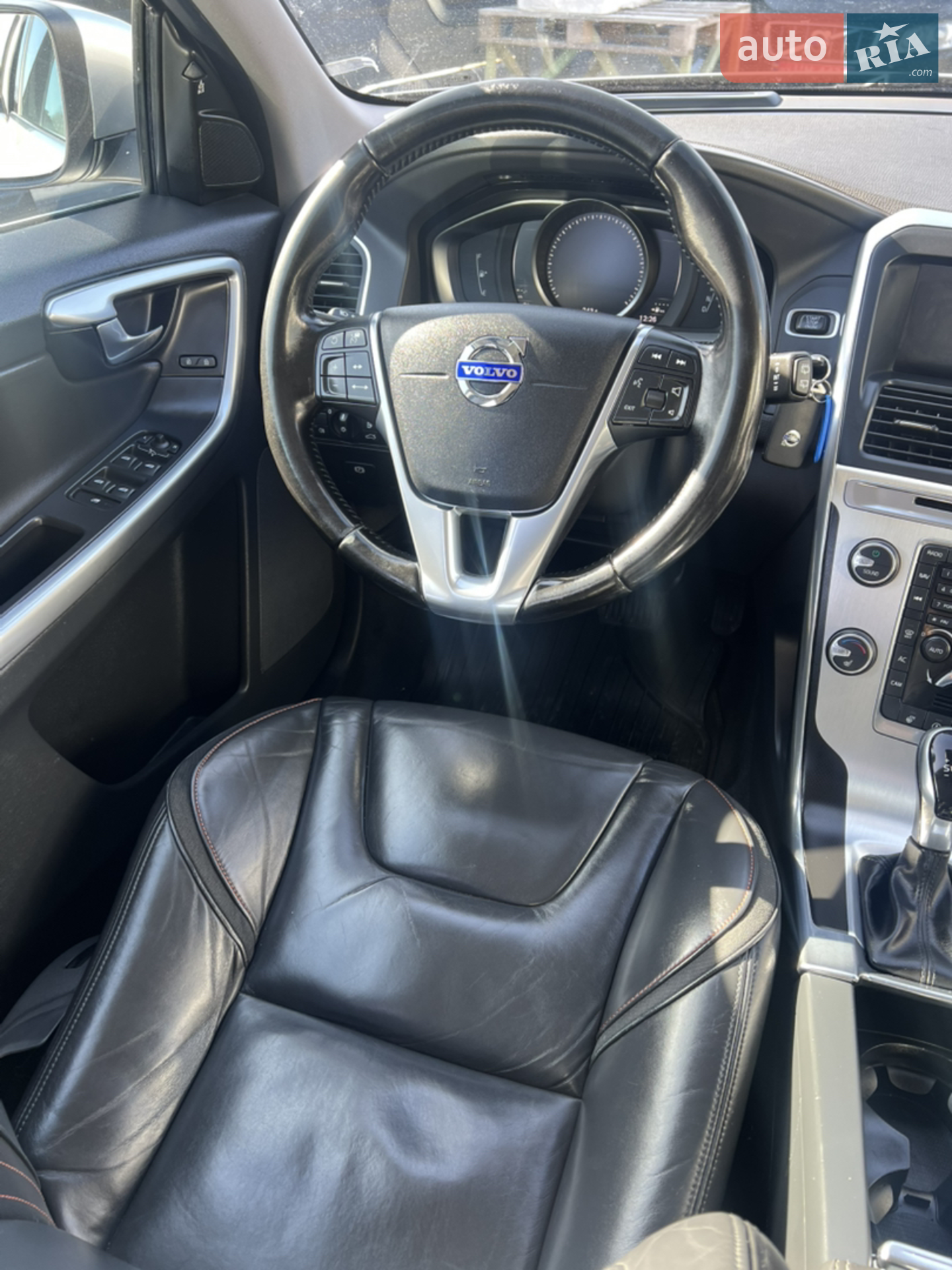 2017 Volvo XC60 - мініатюра 15