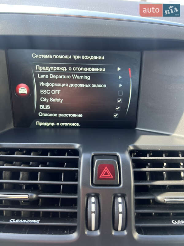 Внедорожник / Кроссовер Volvo XC60 2017 в Луцке фото 40 Внедорожник / Кроссовер Volvo XC60 2017 в Луцке