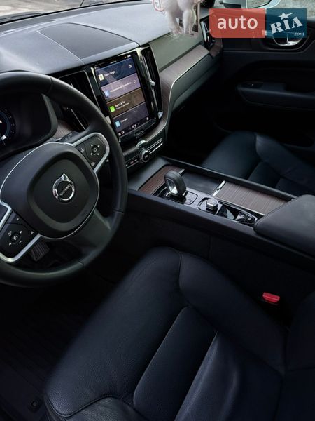 Позашляховик / Кросовер Volvo XC60 2021 в Новояворівську