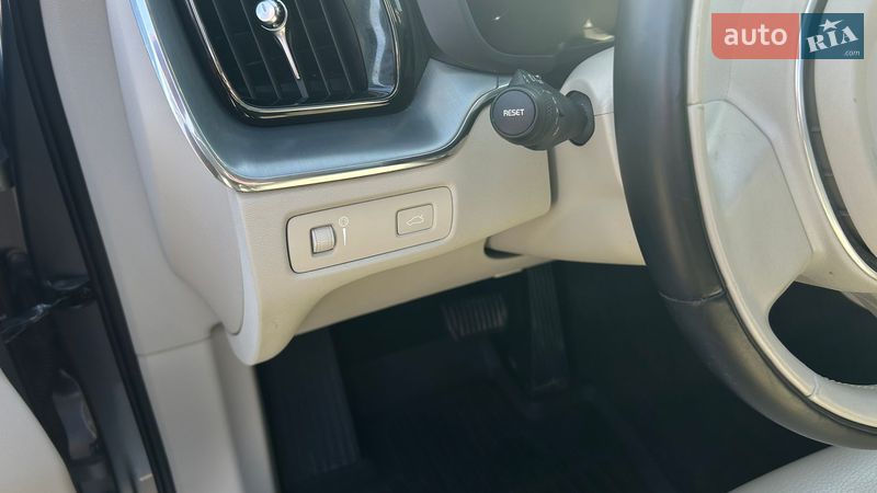 Внедорожник / Кроссовер Volvo XC60 2018 в Ивано-Франковске