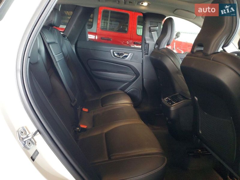 Внедорожник / Кроссовер Volvo XC60 2021 в Виннице