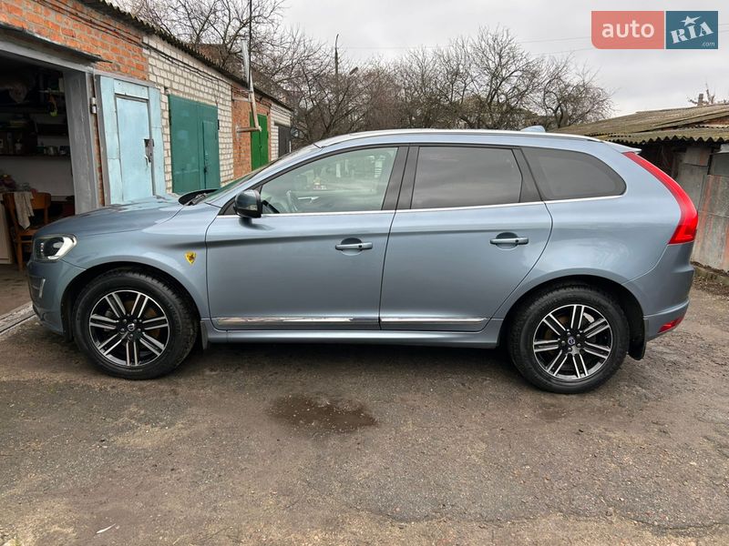 Внедорожник / Кроссовер Volvo XC60 2016 в Полтаве
