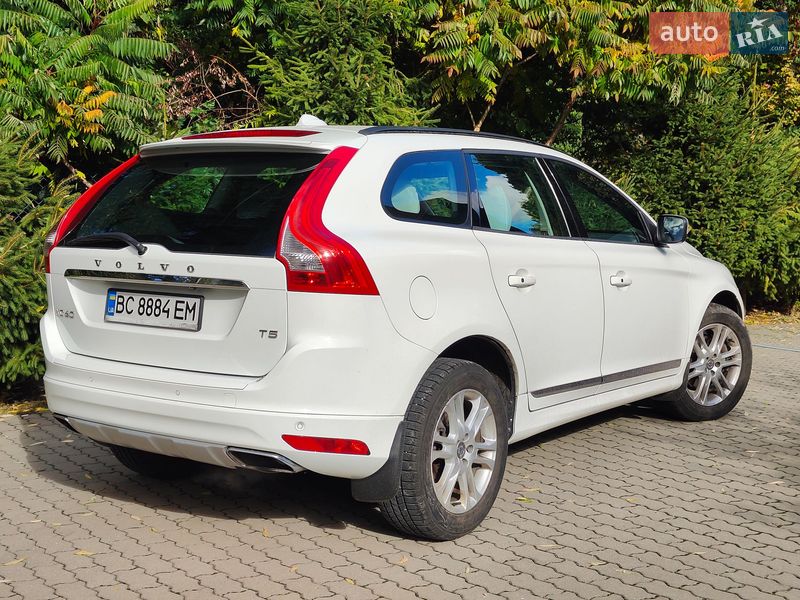 Позашляховик / Кросовер Volvo XC60 2015 в Львові